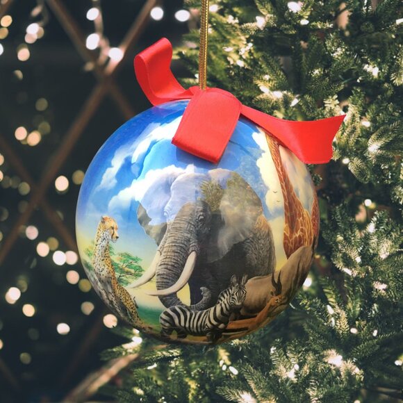 Smithsonian National Museum of Natural History Ornament – Safari Wildlife Scene - Picture 3 of 13